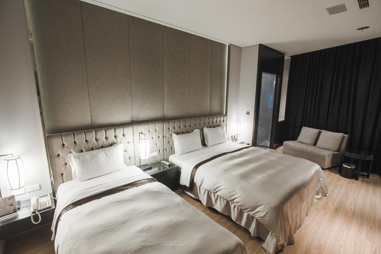 Motel Stars Taichung Exterior foto